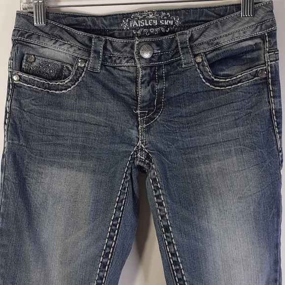 Paisley Sky Distressed Jean Capris Size 0 - Picture 3 of 16